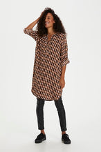 Load image into Gallery viewer, KAmarana Shirt Dress