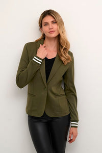 Kinnie Blazer