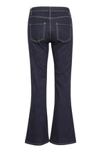 Load image into Gallery viewer, CUflara Ami Flare Jeans Annie Fit