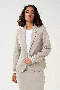 Kinnie Blazer