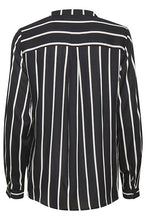 Load image into Gallery viewer, KAbabara Blouse