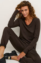 Load image into Gallery viewer, Naia long sleeve T-shirt