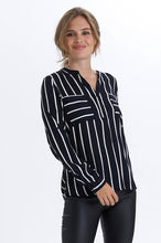 Load image into Gallery viewer, KAbabara Blouse