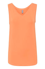 Load image into Gallery viewer, CUpoppy VO-neck Tank Top.