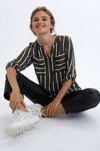 Load image into Gallery viewer, KAbabara Blouse