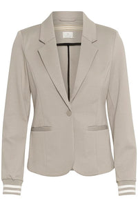 Kinnie Blazer