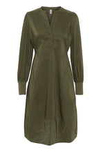 Load image into Gallery viewer, CUantoinett Rib Dress